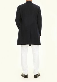 Oscar Jacobson Pitkä takki - navy