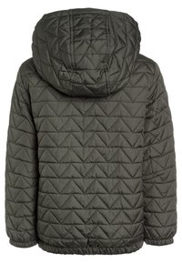 Polstret jakke i mørk olivengrøn, med diamant quiltet tekstur, hætte og elastiske manchetter og kant for en tætsiddende pasform.