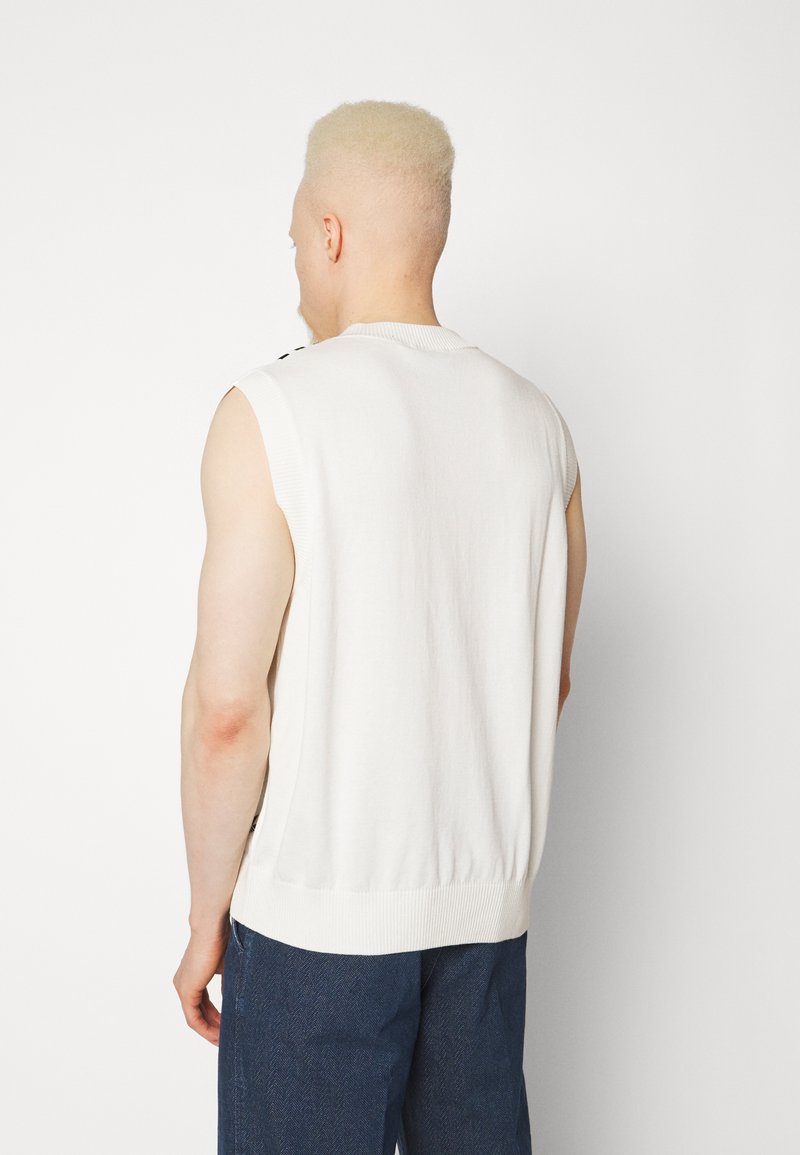 adidas sleeveless sweater