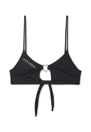 Top bikini nero con spalline sottili, dettaglio in metallo a forma di cuore al centro, apertura frontale, laccetto in basso e testo "Terranova" sulla coppa sinistra.