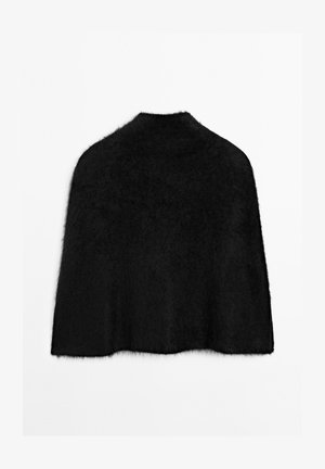 Schwarzer, fuzzy Langarmpullover mit hohem Kragen, flach auf einem weißen Hintergrund präsentiert.