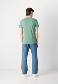 Les Deux ENCORE T-SHIRT - T-shirt print - dark ivy green/white