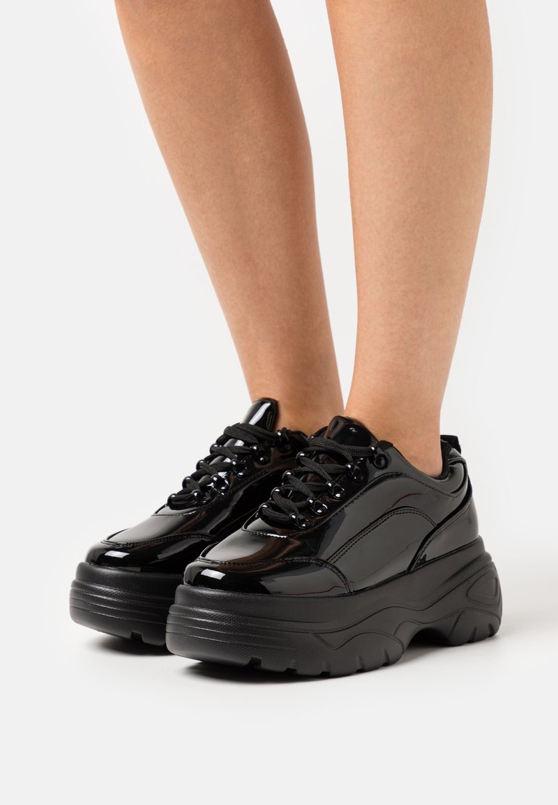 Koi Footwear STRIKER HOLOGRAM BUBBLE TRAINERS Trainers black