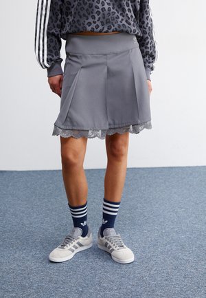 SKIRT - Plisēti svārki - grey four