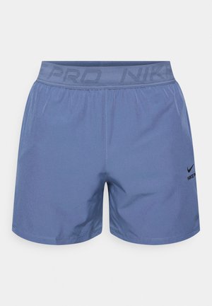 Σορτς Nike Pro σε ανοιχτό μπλε, κατασκευασμένα από ελαφρύ υλικό με ελαστική μέση που διαθέτει διακριτικό λογότυπο. Λεπτή υφή και εφαρμοστή γραμμή.