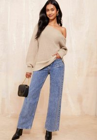 Friends Like These OFF THE SHOULDER - Strickpullover - stone