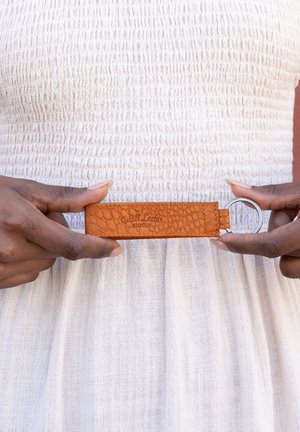 Gusti Leder, SMALL ACCESSORIES MIRAN UNISEX - Keyring - hellbraun