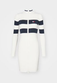 BADGE DRESS - Abito in maglia - ancient white