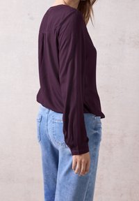 Cecil Blus - mottled berry