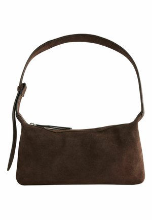 Kleine dunkelbraune Wildleder-Schultertasche mit einem einzelnen Riemen und einem oberen Reißverschluss, mit einem seitlichen Lederriemendetail.