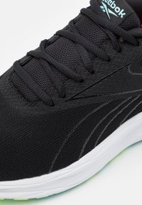 Reebok Chaussures de running sur route - black