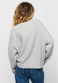 mbyM GILLIAN-M - Strickpullover - light grey melange