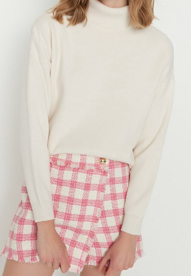 Trendyol Stickad tröja - beige