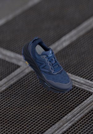 FRESH FOAM X HIERRO V9 - Trail running shoes - vintage indigo