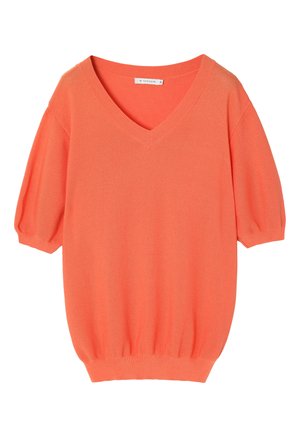 Koraalrode V-hals trui met korte pofmouwen, geribde zoom en een textuurgebreide stof. Licht en ademend ontwerp.