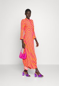 YAS Tall YASSAVANNA LONG SHIRT DRESS - Μάξι φόρεμα - orange pepper/fuchsia purple