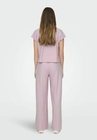 JDY JDYNELLI KNOT - Blusa - cloud dancer