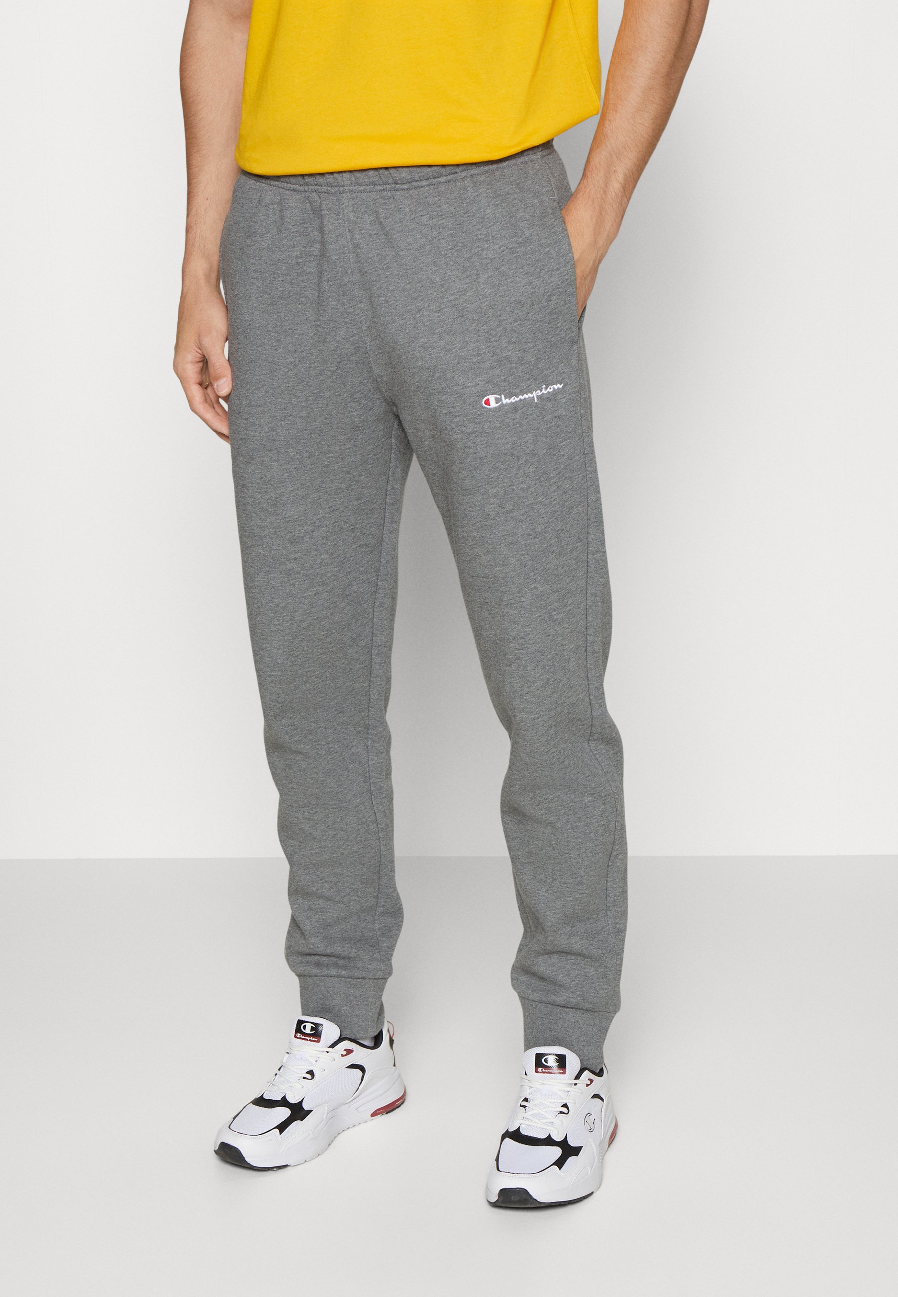 Champion LIFE PANTS メンズ US サイズ: Small カラー: グレイ Champion LIFE PANTS メンズ