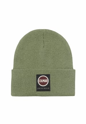 Bonnet vert en laine avec un revers plié et un patch carré portant l'étiquette "COLMAR ORIGINALS" à l'avant.