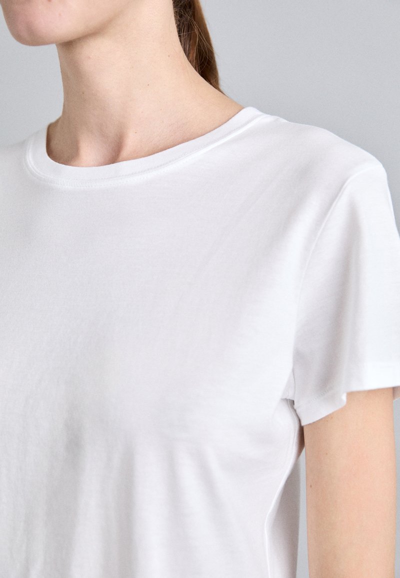 FRAME BABY TEE - Basic T-shirt - white