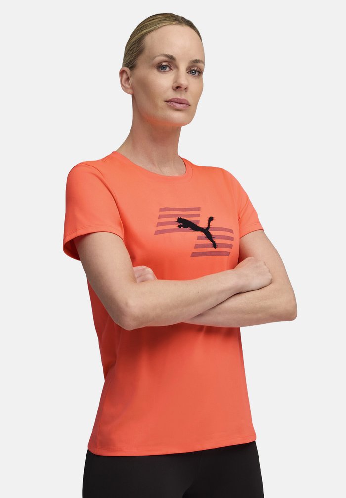 PUMA HYROX GRAPHIC - Camiseta estampada - glowing red