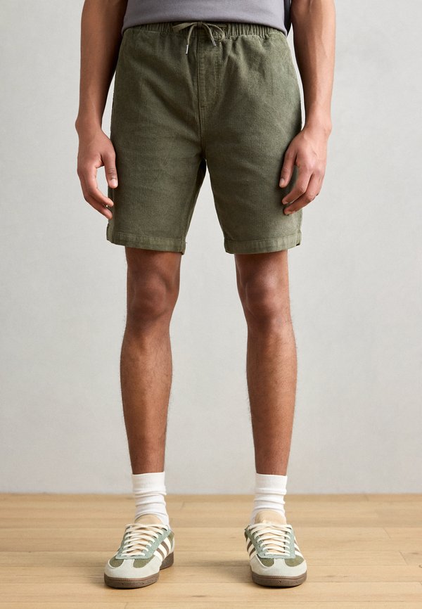 EXCLUSIVE - Shorts - olive