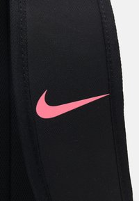 Nike Performance ACADEMY TEAM BACKPACK - Mochila - black/sunset pulse