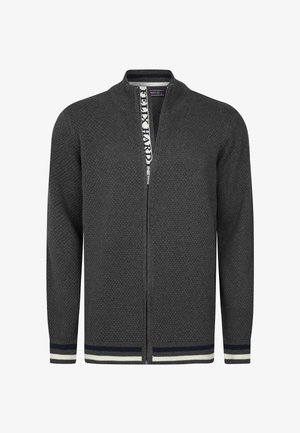 Cardigan zippé texturé gris foncé avec col montant, poignets et ourlet côtelés présentant des rayures noires et blanches, et bordure intérieure de col brandée.