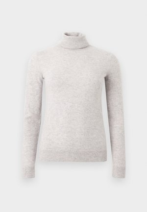 Világosszürke, hosszú ujjú garbó pulóver bordázott mandzsettákkal és szegéllyel, sima világos háttér előtt bemutatva.