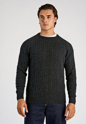 RAGLAN CABLE O-NECK - Stickad tröja - charcoal mel