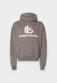 Gray hooded sweatshirt made of cotton. Features a kangaroo pocket and a front logo in cream. Ribbed cuffs and hem.