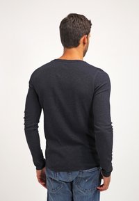BOSS CASUAL Stickad tröja - dark blue