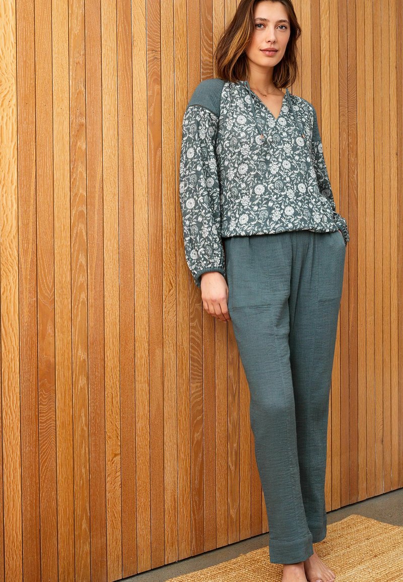 Next COTTON CRINKLE BUBBLE HEM LONG SLEEVE TOP Blouse green/vert ZALANDO.FR