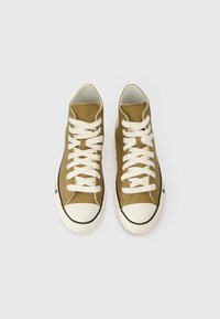 Converse CHUCK TAYLOR ALL STAR WIDE UNISEX - Magas szárú sneakerek - swamp core/vintage white/black