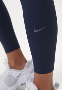 Nike Performance ONE - Leggings - obsidian/black