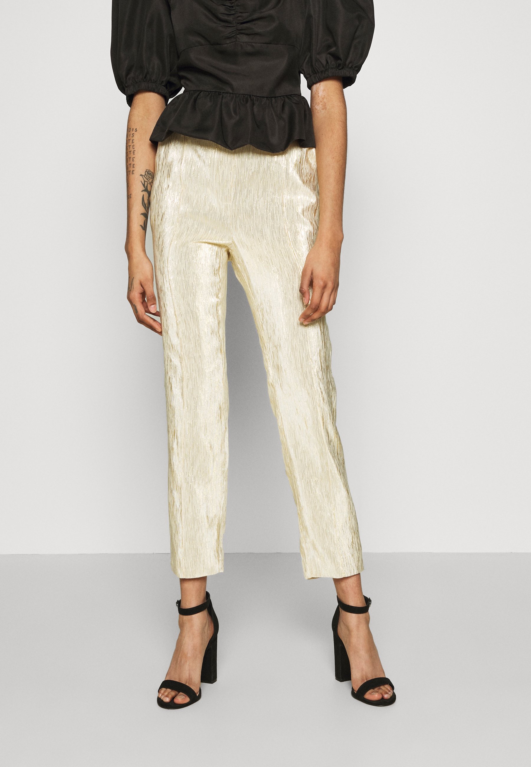 NA-KD SHINY SUIT PANTS - Trousers 