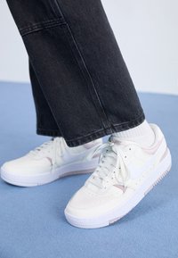 GAMMA FORCE - Zapatillas - sail/white/platinum violet