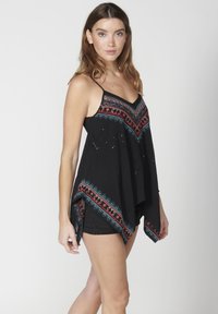 Koroshi SIN MANGAS - Top - black