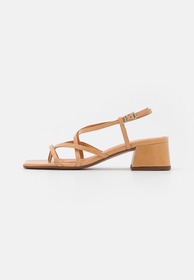 BAHAMA - Sandaler - brilliant camel