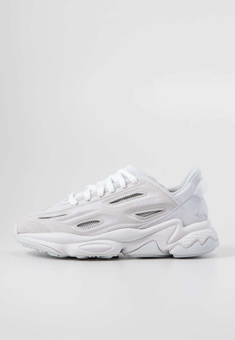 Sneakers low