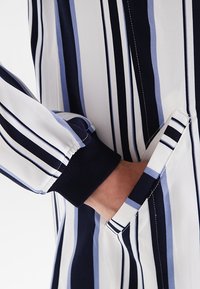 KIOMI Bomber bunda - blue