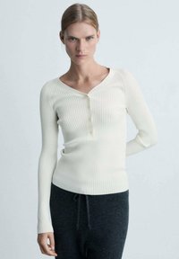 Mango Svetrík - off-white