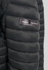 Frieda & Freddies Casaco de inverno - anthracite