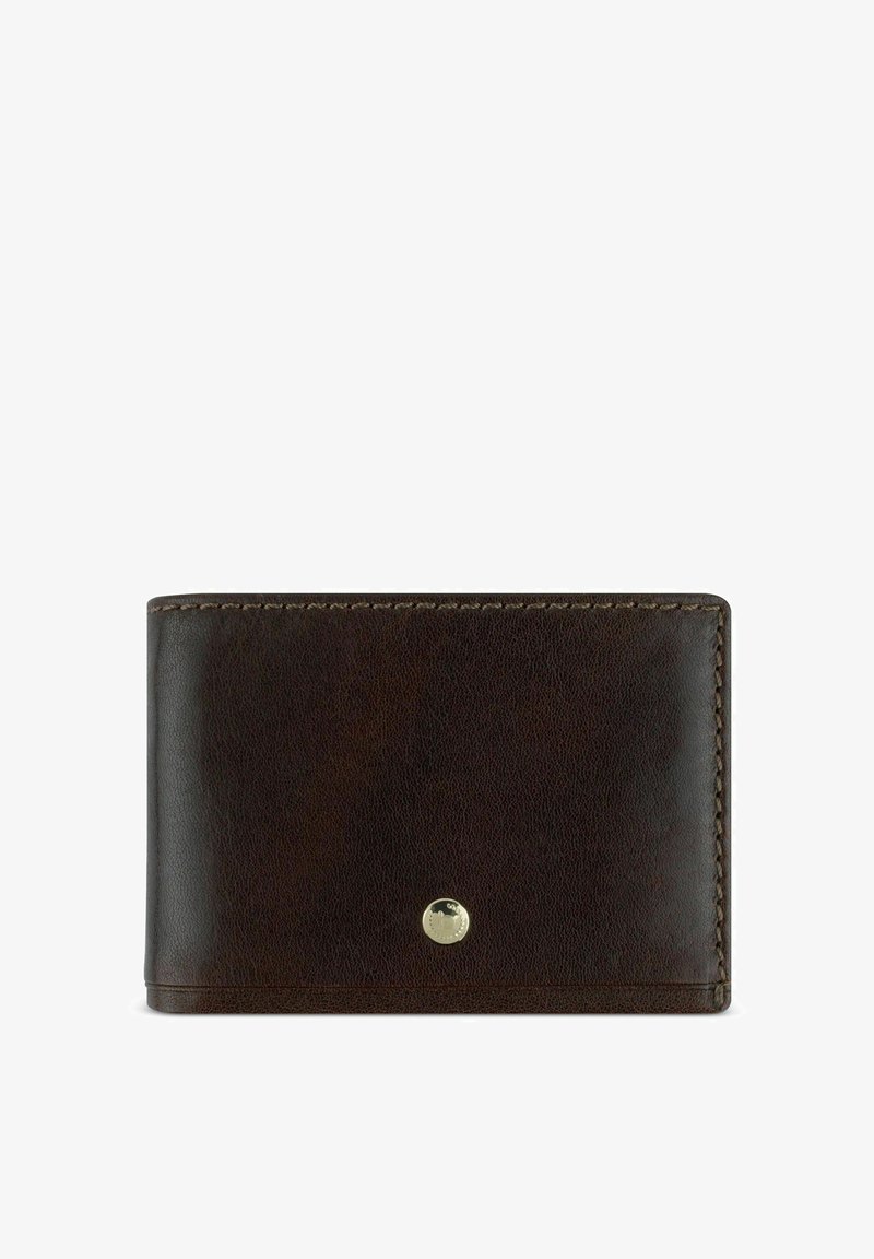 Braune Lederbrieftasche mit einer strukturierten Oberfläche, rechteckiger Form und einem kleinen metallischen Akzent auf der Vorderseite. Handgenähte Details sind sichtbar.