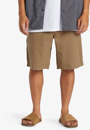 Quiksilver CARPENTER - BAGGY WALK  - Shorts - light brown beige