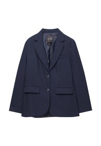 Blazer bleu marine à fines rayures, avec revers crantés, deux boutons et poches à rabats, posé à plat sur fond blanc.