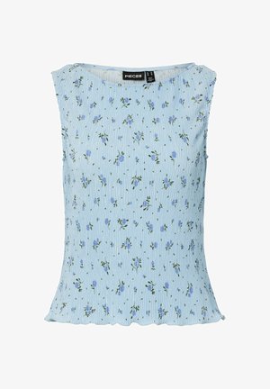 Top azzurro chiaro senza maniche con piccolo motivo floreale viola e verde e sottile trama verticale, scollo tondo e orlo smerlato.