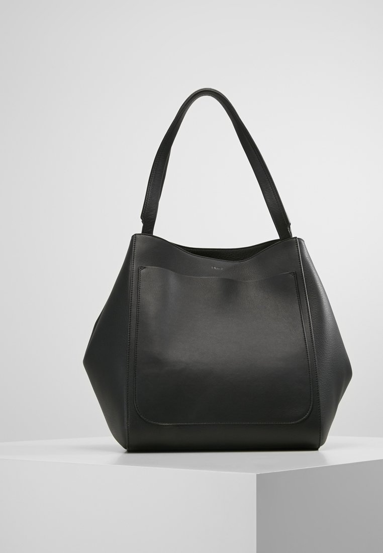 filippa k shelby bucket bag