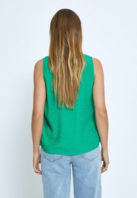 Desires Pusero - ming green