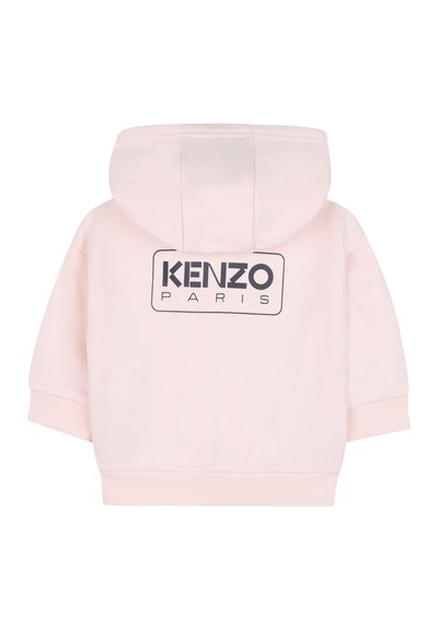 Felpa rosa con cappuccio arrotondato, maniche con polsini e un logo rettangolare bianco con "KENZO PARIS" sul retro. Tessuto morbido.